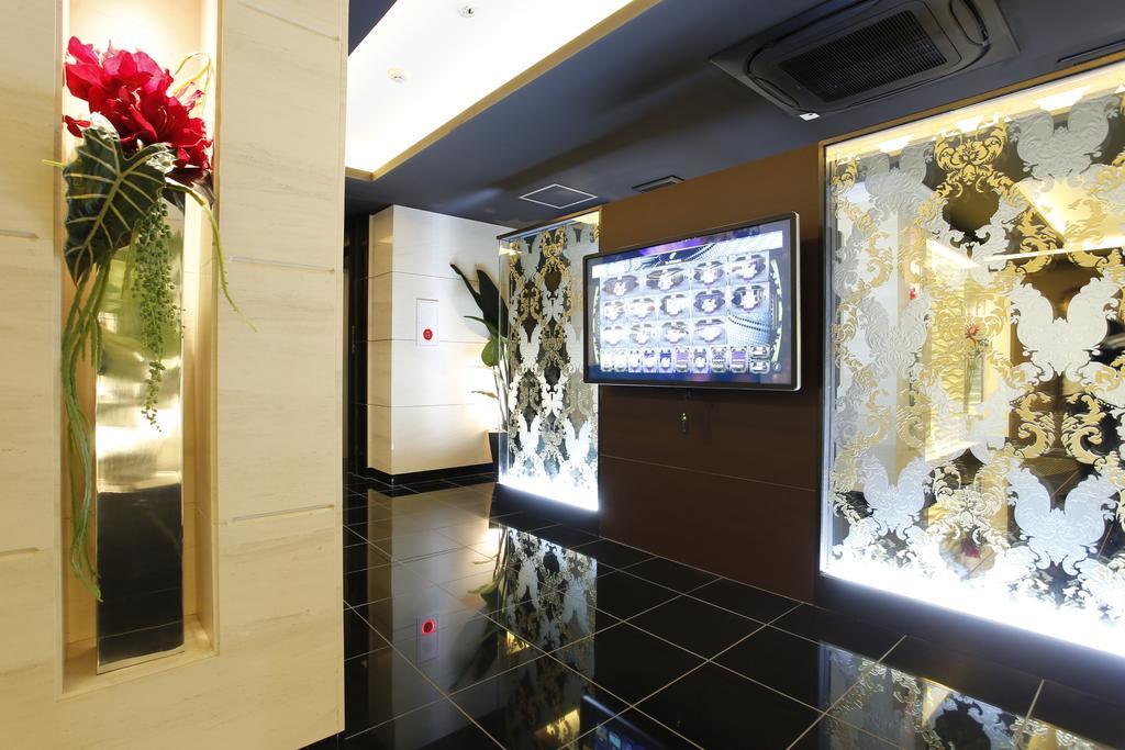 Hotel Moana Shinjuku (Adults Only) Tokyo Exterior photo